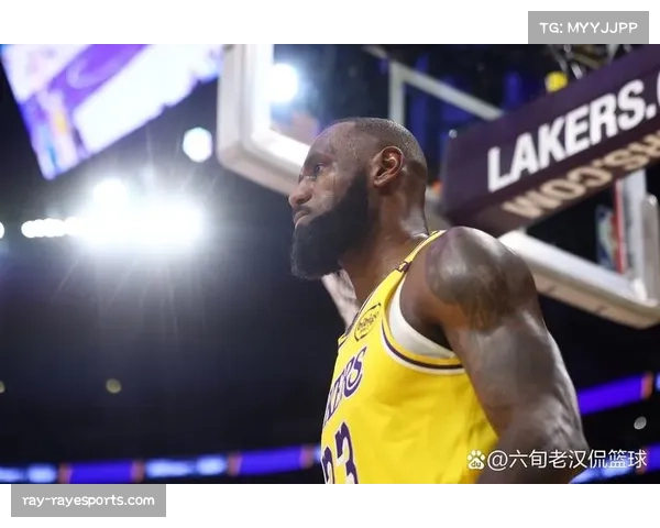 湖人121比111客胜黄蜂 里夫斯复出助球队稳居西部前四