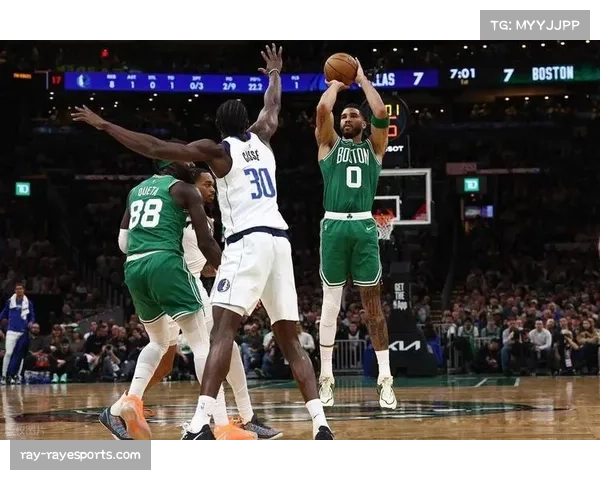 凯尔特人双探花末节合砍22分 战术执行力破解热火区域联防