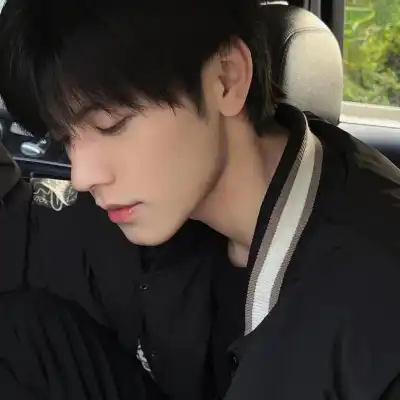 秦璨杏